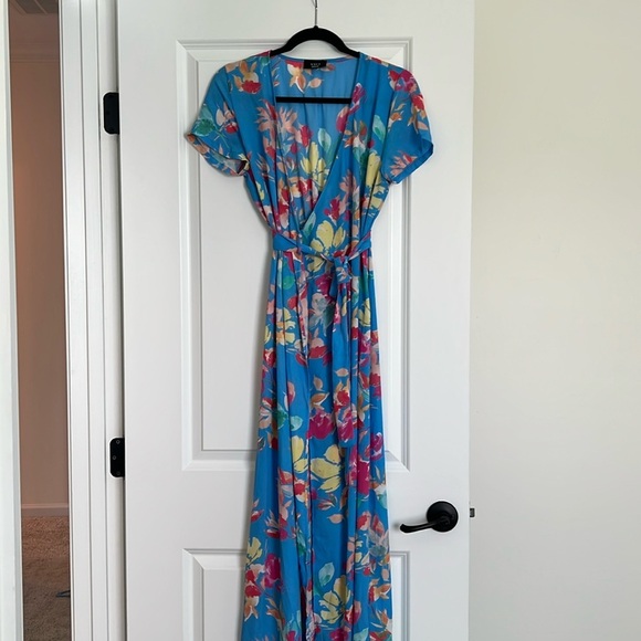 Floral maxi wrap dress - Picture 1 of 3